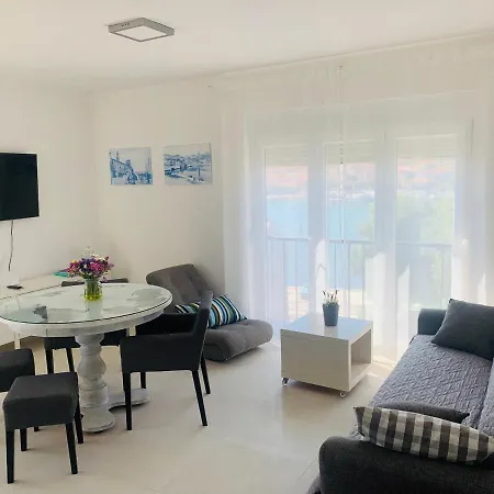 Apartamento Penthouse Ivy Trogir