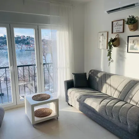 Penthouse Ivy 아파트 *