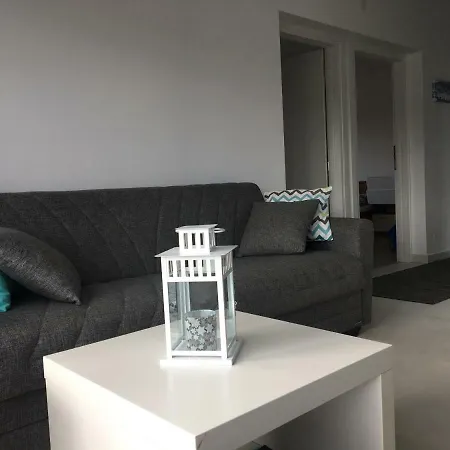 Penthouse Ivy * تروغير